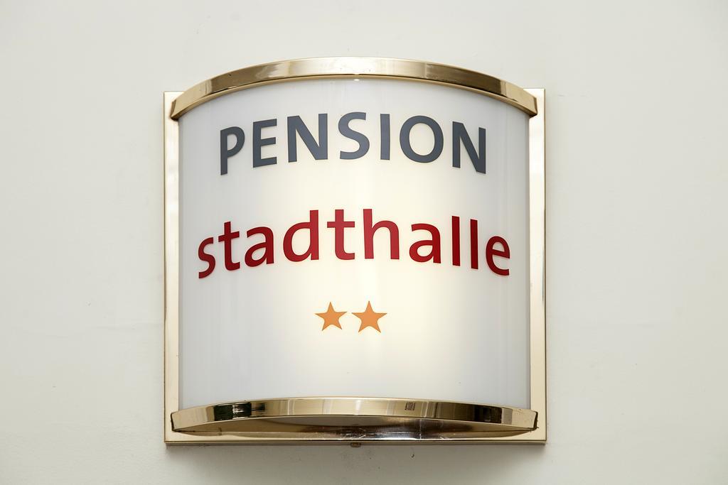 Pension Stadthalle Viena Exterior foto